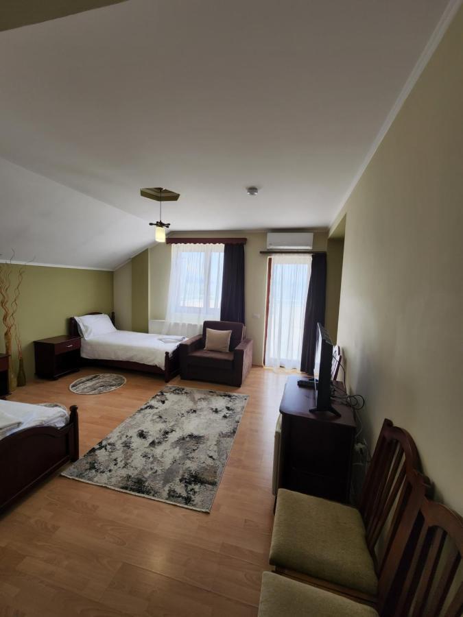 Guesthouse Bimbli Pogradec Exterior foto