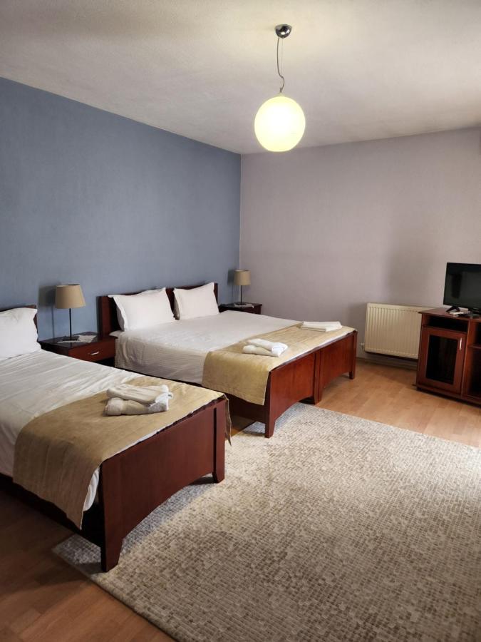 Guesthouse Bimbli Pogradec Exterior foto