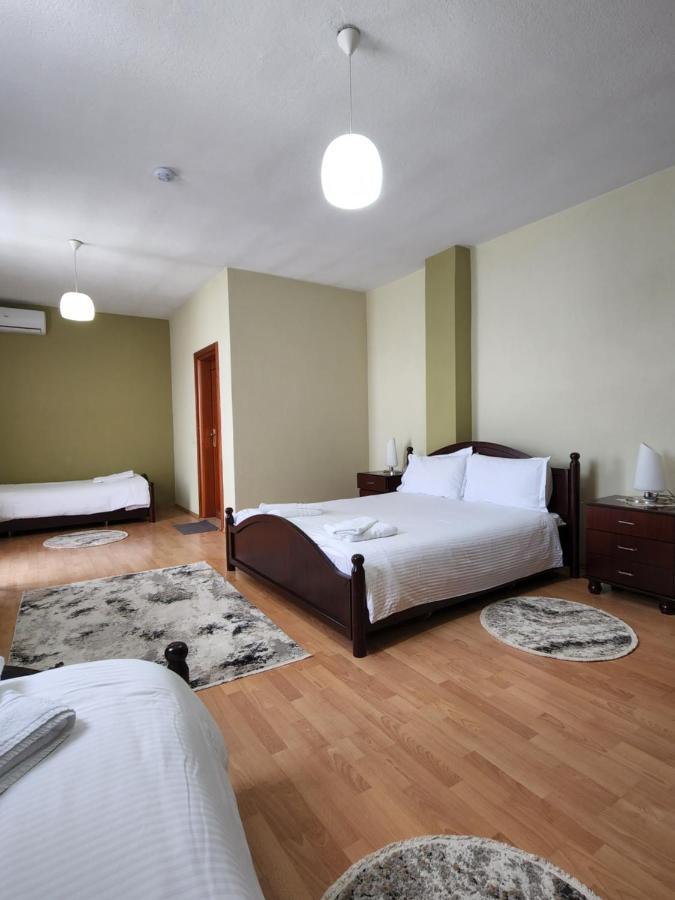 Guesthouse Bimbli Pogradec Exterior foto