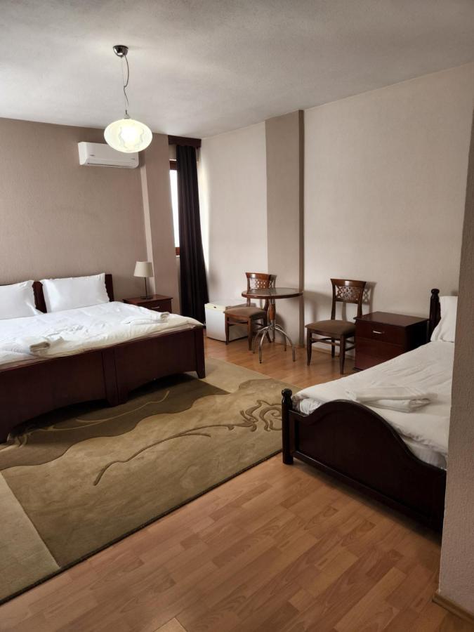 Guesthouse Bimbli Pogradec Exterior foto