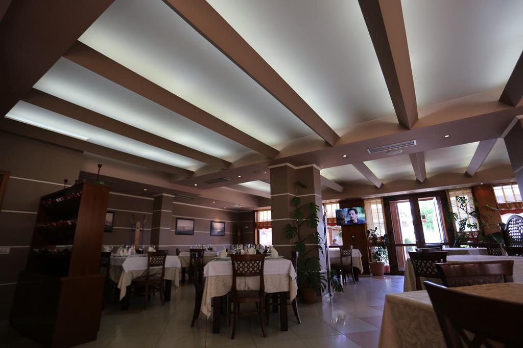 Guesthouse Bimbli Pogradec Exterior foto