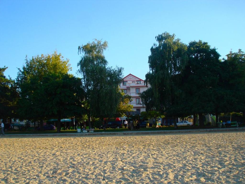 Guesthouse Bimbli Pogradec Exterior foto
